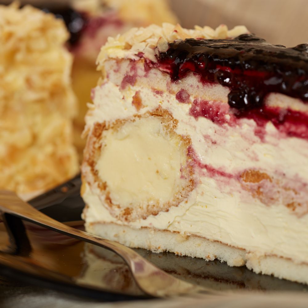 Торта Еклер боровинка